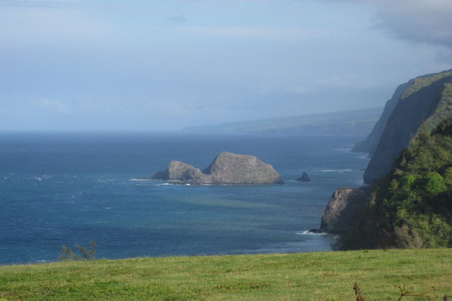 ../image/pololu valley lookout 2.jpg